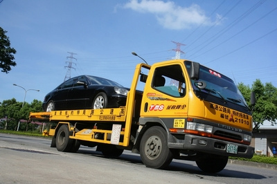 临湘云县道路救援